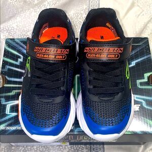 Skechers Boys Flex-Glow Bolt Light-Up Sneaker NWT Size 11 Black and Blue
